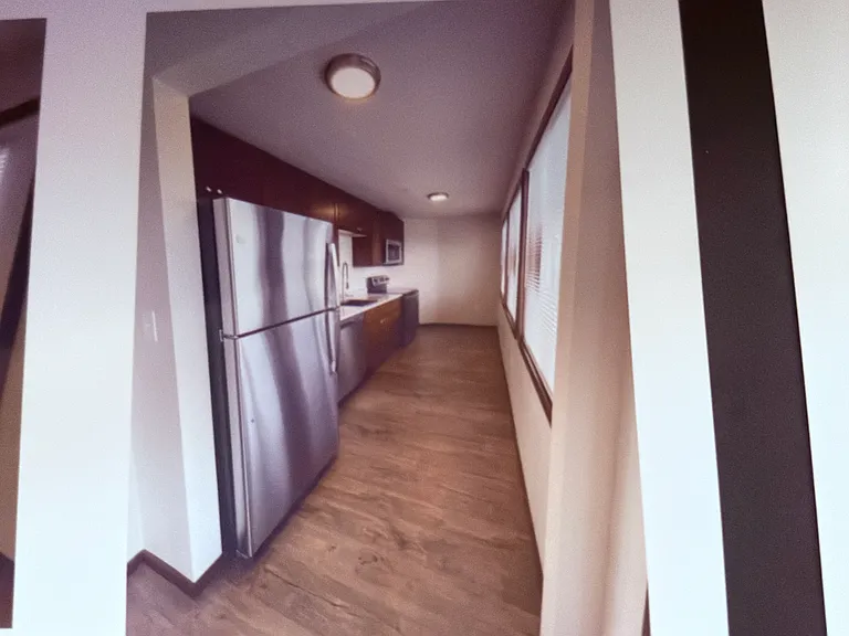 Harbor View East Apartments — Photo 12
