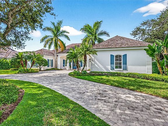 3rd image of 551 Sea Oak Dr