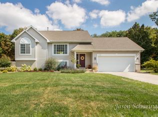 4166 Burlingame Ave SW, Wyoming, MI 49509