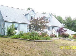 15488 Gates Rd, Howard City, MI 49329