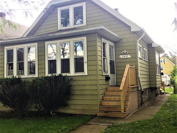 2421 Willow Ave