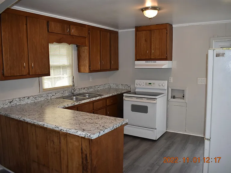 608 N 16th St — Photo 5