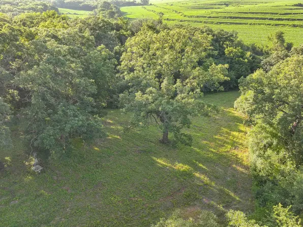 5 SE 32nd Ave, Runnells, IA 50237