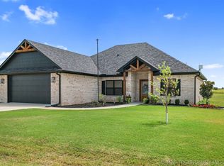 302 Peach Tree Rd, Calera, OK 74730