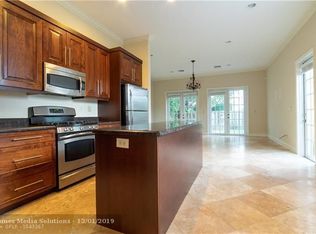 1316 NE 24th St, Wilton Manors, FL 33305