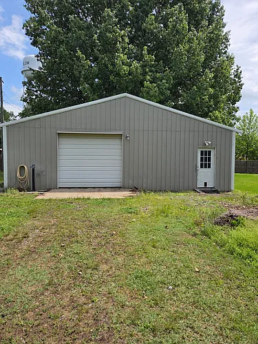 152 Cole Dr Photo 1