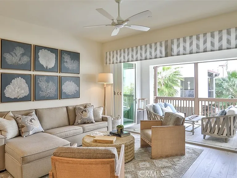 3319 Doheny Way — Photo 22