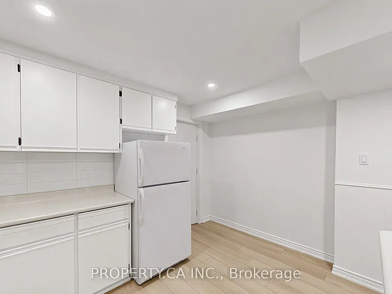1469 Brentano Blvd — Photo 33