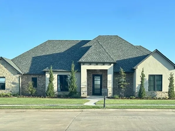 1107 Stonemill Dr, Kingfisher, OK 73750