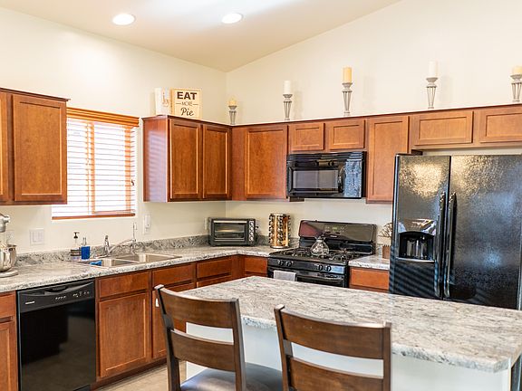 3rd image of 9013 W Rolling Springs Dr