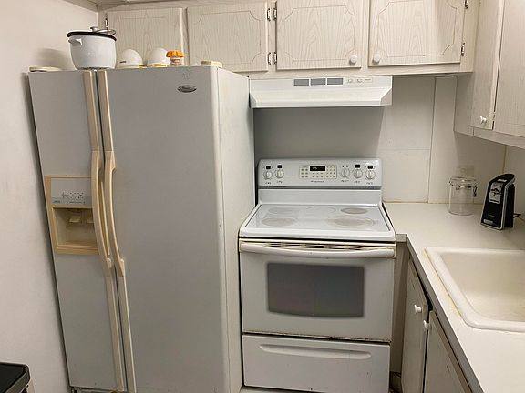 3rd image of 91 Kent St #F