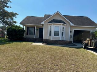 6121 Ackerman Dr, Hope Mills, NC 28348