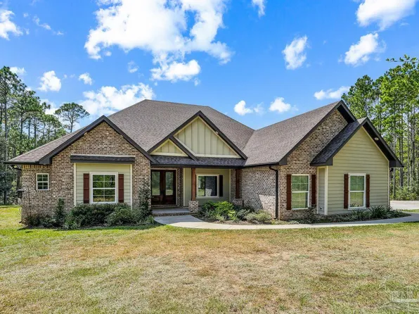 2365 Bison Dr, Pace, FL 32571