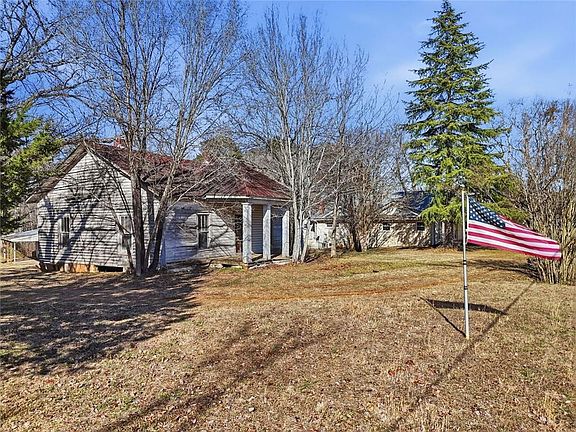 2nd image of 3418 Refuge Rd