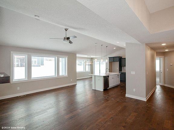 4th image of 5155 Bulldog Ave