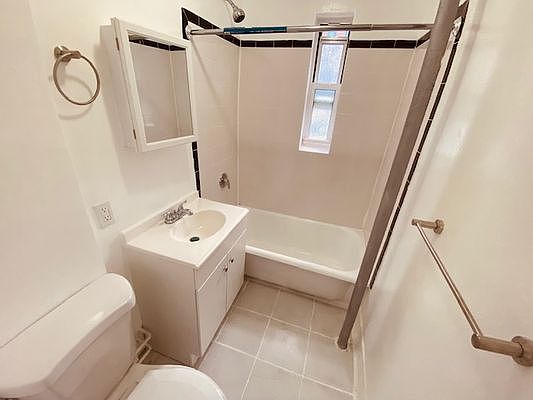 5th image of 34-58 90th St #E21