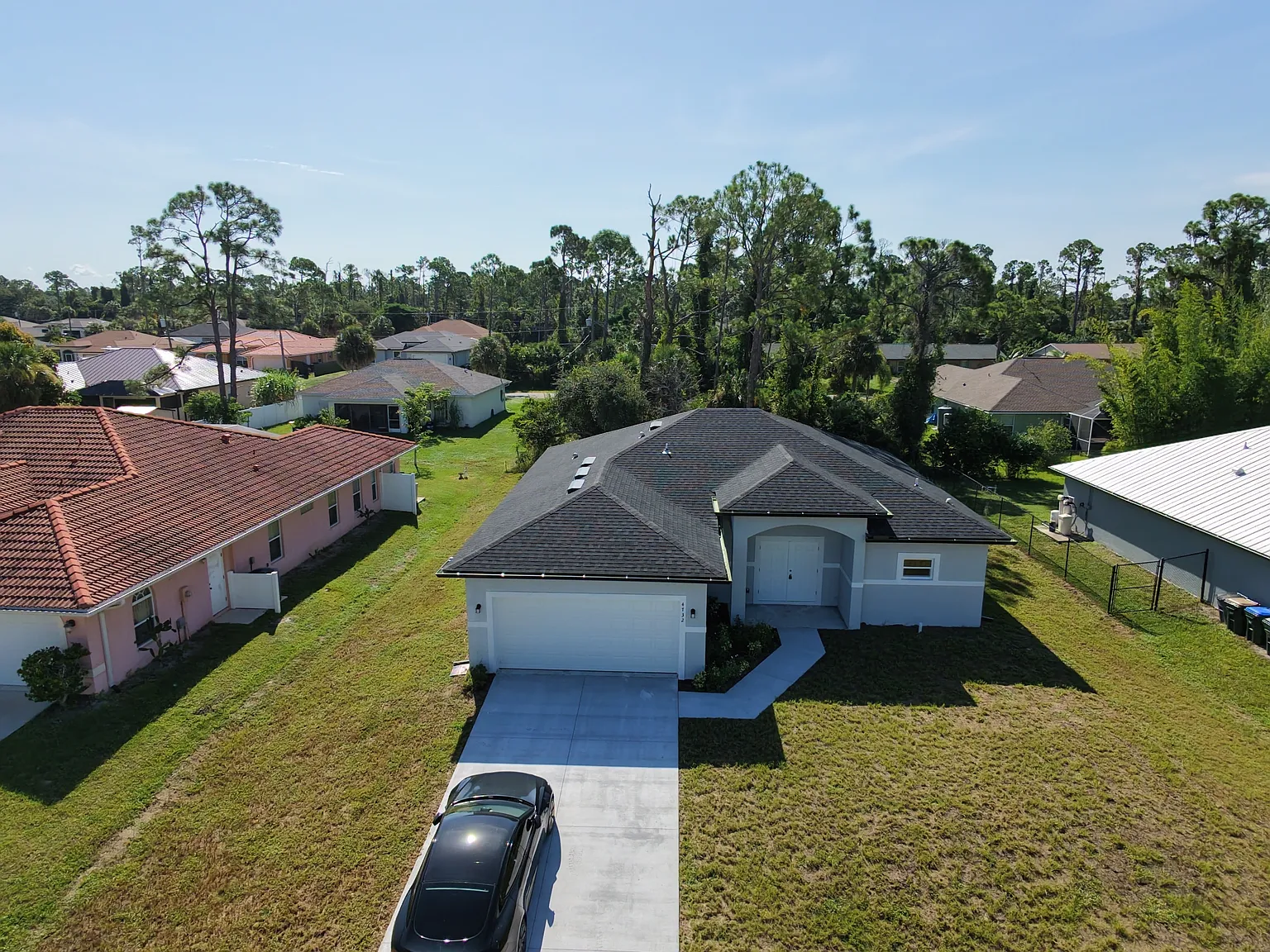 3 bed, 1600 sqft, $2,050 — Photo 2