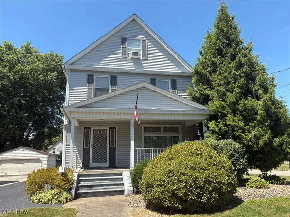 218 Cherry Ave, Niles, OH 44446