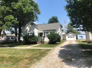 610 Broadway St, Macon, MO 63552