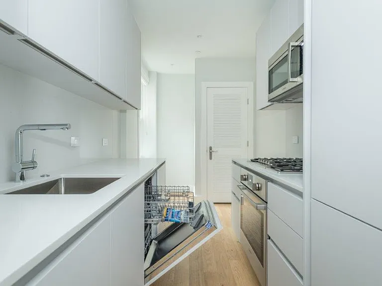 288 Chestnut Hill Ave #16 — Photo 4