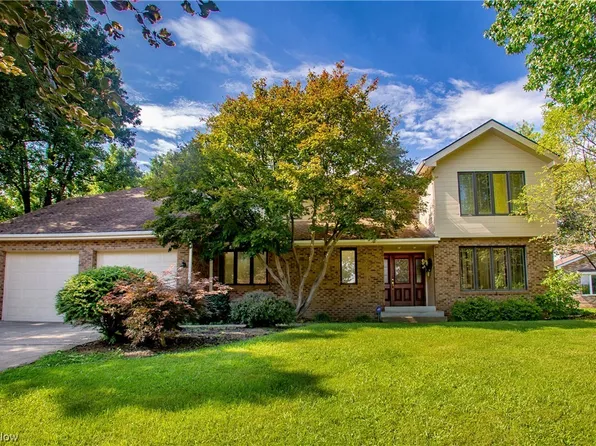 105 Belmont Dr, Saint Clairsville, OH 43950