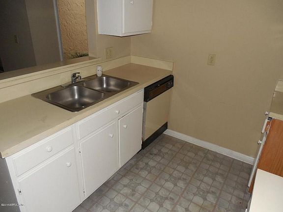 4th image of 8206 Windypine Ln