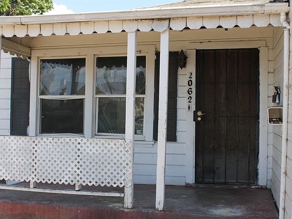 2nd image of 2062 E Orwood St