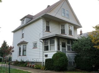 19708 Shawnee Ave, Cleveland, OH 44119