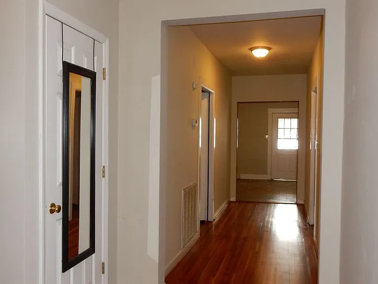 436 Elm Ave SW — Photo 5