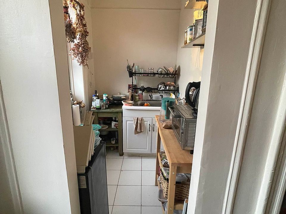 2nd image of 595 Coney Island Ave APT 2