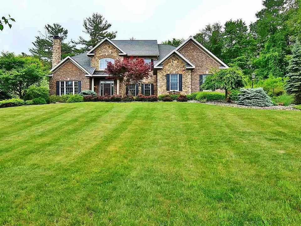 1st image of 94 Teasdale Dr