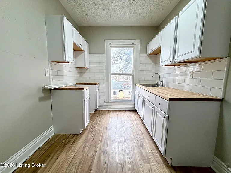 2631 W Madison St #2 — Photo 4