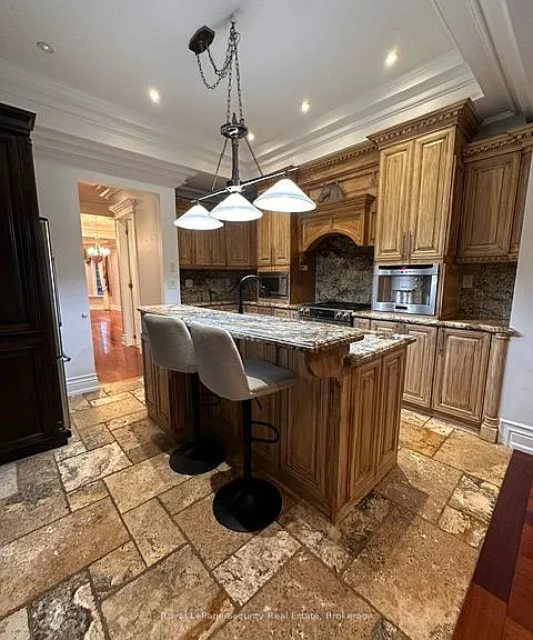 81 Livingstone Ave — Photo 7