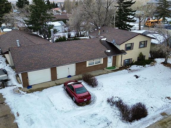 4th image of 607 N 7th Ave W