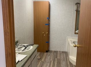 716 N 26th St, Herrin, IL 62948