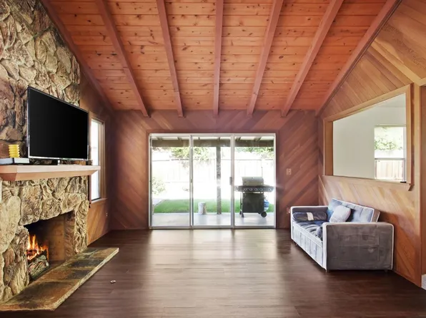 3425 Woodbine Dr, Modesto, CA 95355