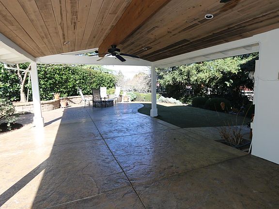 4th image of 5747 Mariposa Ave