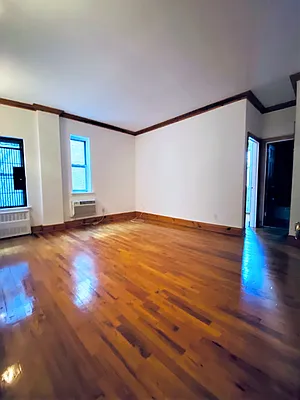 Rented by City Connections Realty | media 14