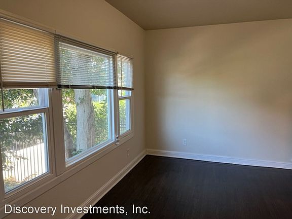 2nd image of 1637 33rd Ave #2