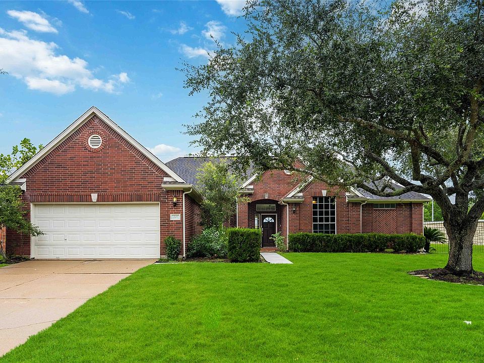 1st image of 515 Arbor Ct