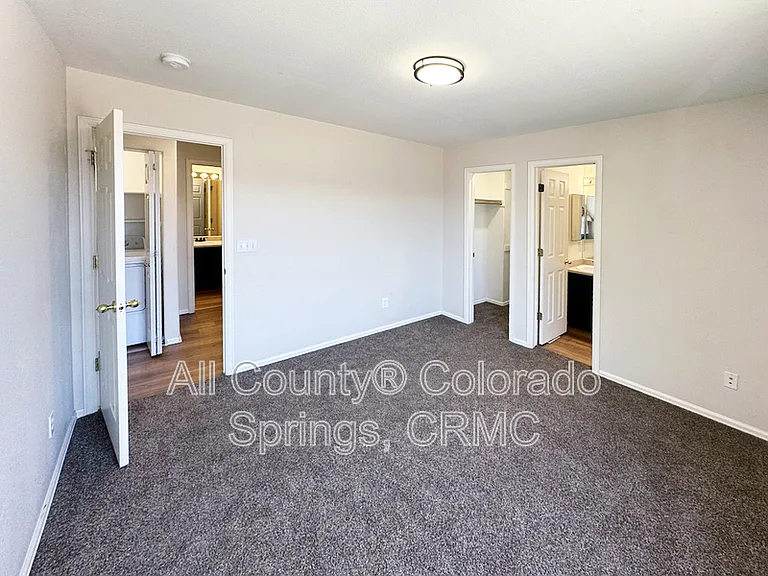 235 Ellers Grv — Photo 23