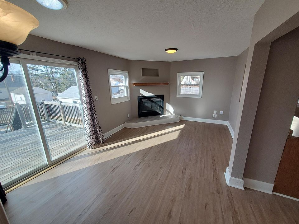 Main Level - Family / Dining Room with Fireplace