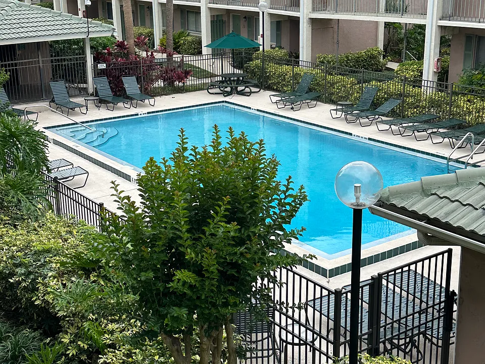145 Oyster Bay Cir #240