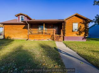 2431 N Custer Ave, Grand Island, NE 68803