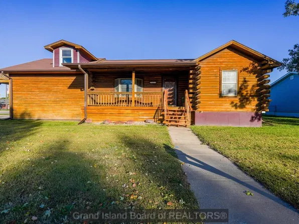 2431 N Custer Ave, Grand Island, NE 68803
