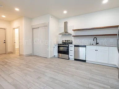 Plazzio Place 1BR