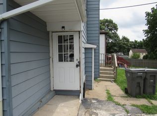 264 N Jackson St APT 2, Elgin, IL 60123