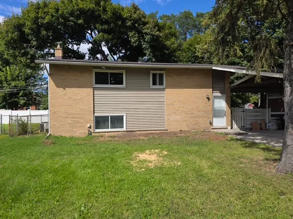 31102 Schoolcraft Rd, Livonia, MI 48150
