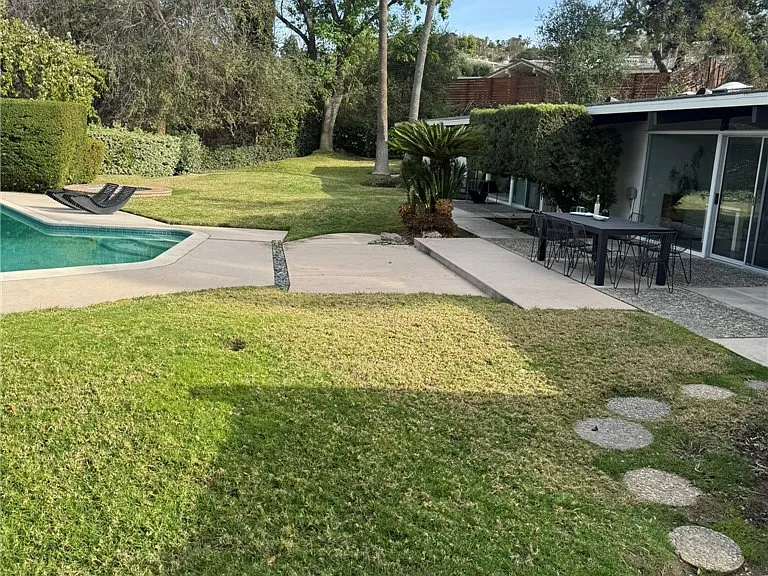 1140 S Serena Dr — Photo 34
