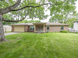 628 Ash Dr, Carmel, IN 46032